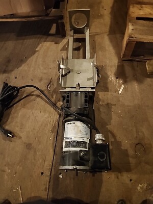 Bison 016-200-9093 AC Gearmotor 73rpm 1/12hp /w Conair F06 Attachment Motor