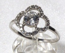 PRETTY FLOWER STYLE STERLING SILVER 925 ROUND CUT CZ CUBIC ZIRCONIA RING SZ 8.5