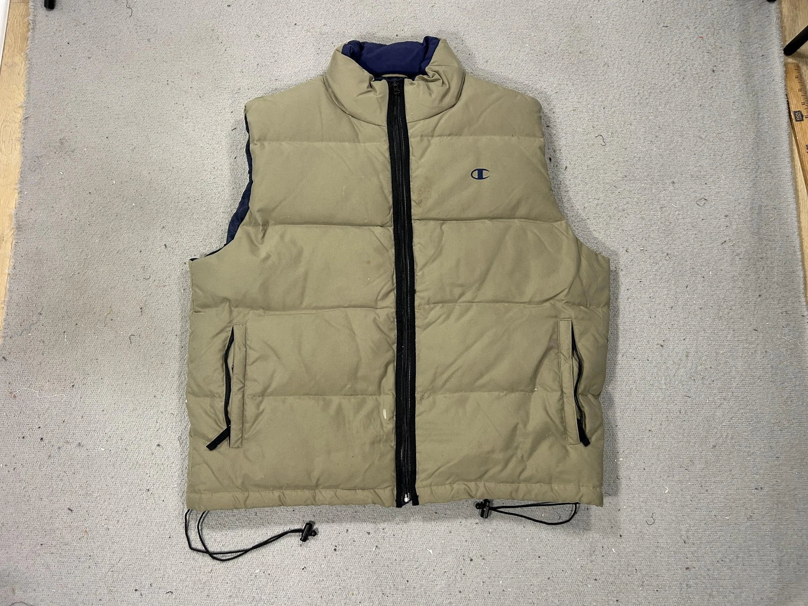 Champion Vest Mens 2XL Beige Down Puffer Quilted Zip Pockets Drawcord Outdoor