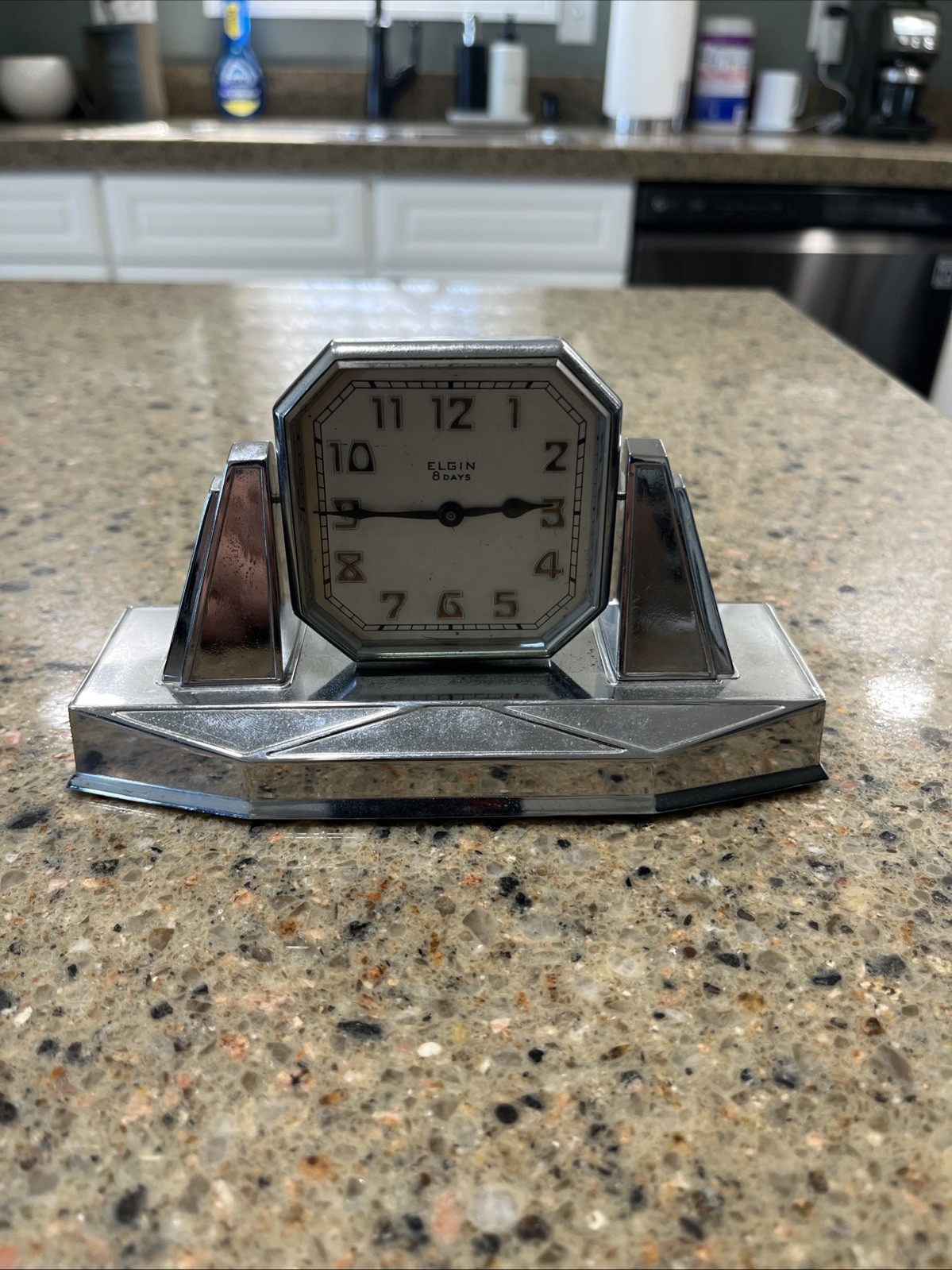 Vintage 1928 Elgin Art Deco chrome desk clock, factory cased