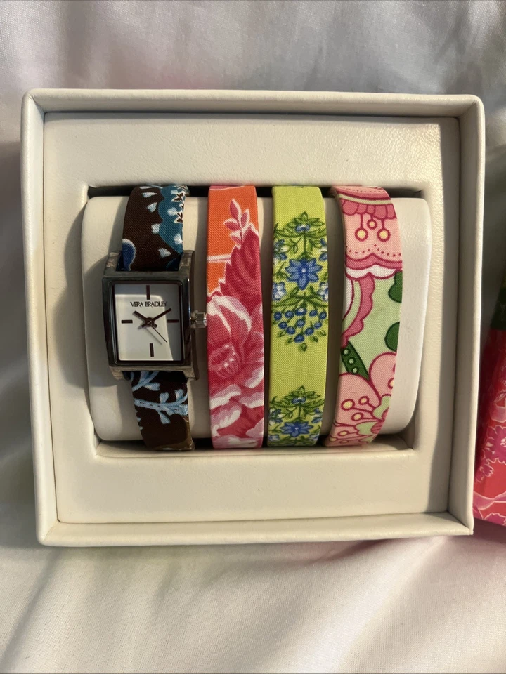 Часы наручные кварцевые Vera Bradley комплект с 4 сменными ремешками - Изображение 3 из 4