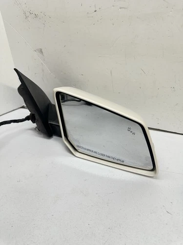 2013-2017 CHEVROLET GMC Front Right Rh Door Mirror w Blind Spot OEM Passenger S4