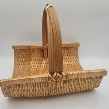 15" x 12" Vintage woven basket wicker gathering magazine holder wood handle