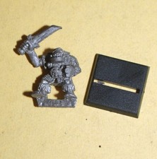 Warhammer - Orks & Goblins - Classic Ork Krieger mit Schwert - 1992