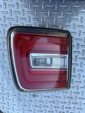 26555-5ZU2A OEM Nissan backup lamp assembly rear left 2017–2020 Nissan Armada