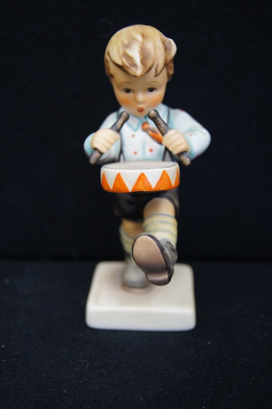 HUMMEL Goebel Porcelain Figurine #240 Little Drummer 4.25" TMK-7