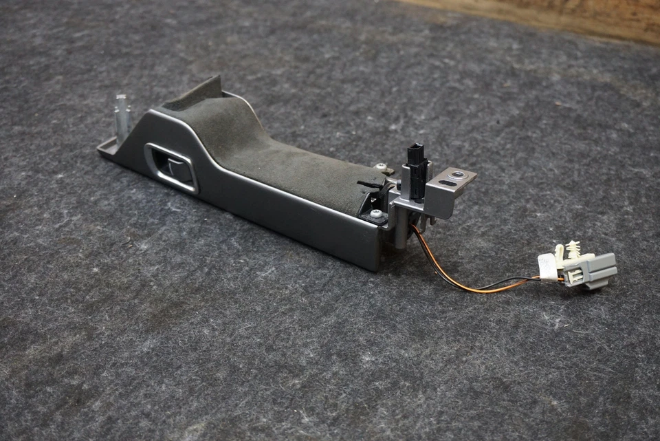 右后门把手窗户开关 Ad43-22616-ag 阿斯顿·马丁 Rapide — 第 3/4 张图片