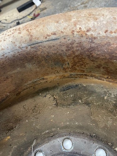 1936 Chevrolet 1 1/2 ton rear brake drum - Picture 3 of 3
