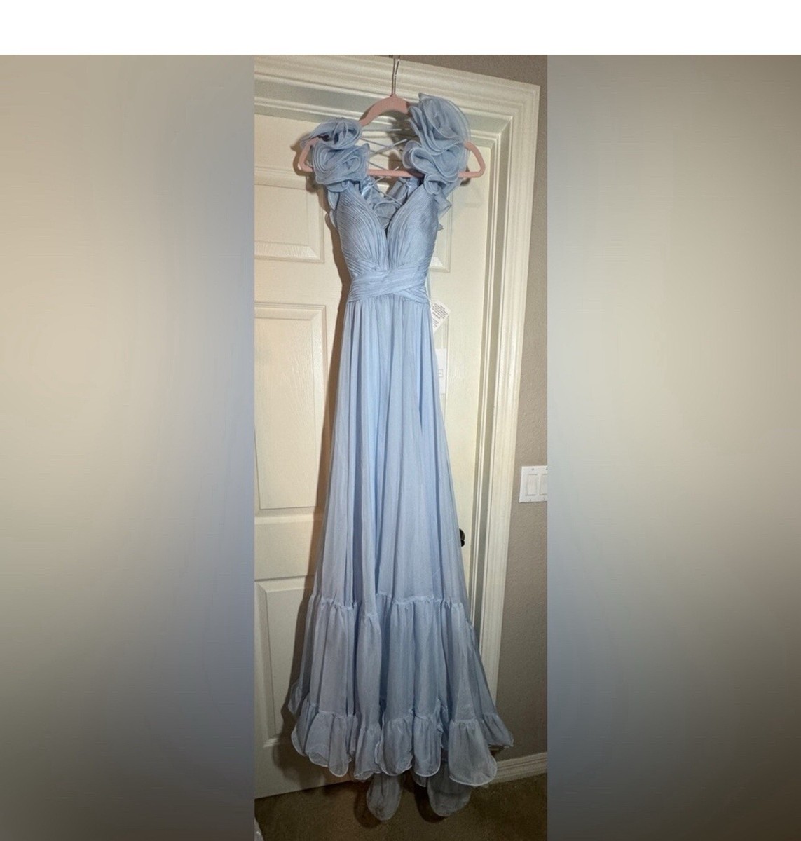 【[MAC DUGGAL] ブルー フリルティアード ガウン】 Mac Duggal 67911 RUFFLE TIERED CUT-OUT CHIFFON GOWN Light
