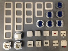 Busch Jaeger Schalter Steckdose Rahmen UP Duro2000 Cremeweiß – wählbar