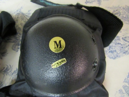 Rollerblade Brand Elbow / Knee Pads - Picture 3 of 4