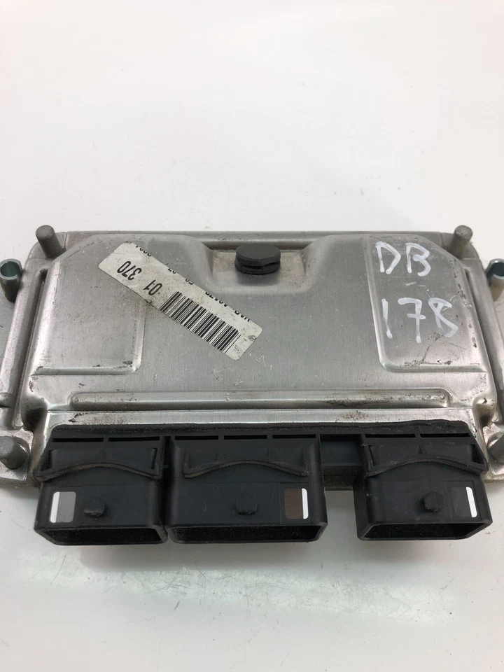 Centralina motore PEUGEOT 1007 KM 9658477080 0261208191 ECU 2006 27188301 - Immagine 2 di 4