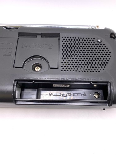 Radio portatile tascabile tascabile vintage Sony 3 bande ICF-490S testata - Foto 15 di 15