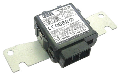 NEW GENUINE/ OEM MR587716 X1T15372M X001T15372M CONTROL UNIT ECU ECM CONTROLLER