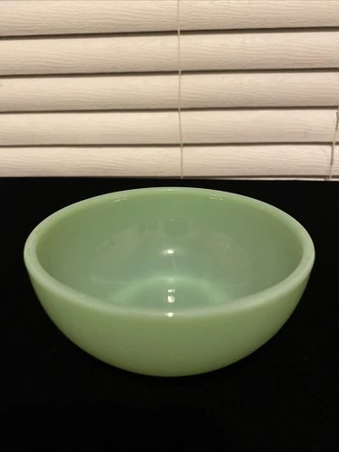 Vintage Jadeite Fire-King Oven Ware 5" Soup Cereal Fruit Dessert Bowl 1950’s