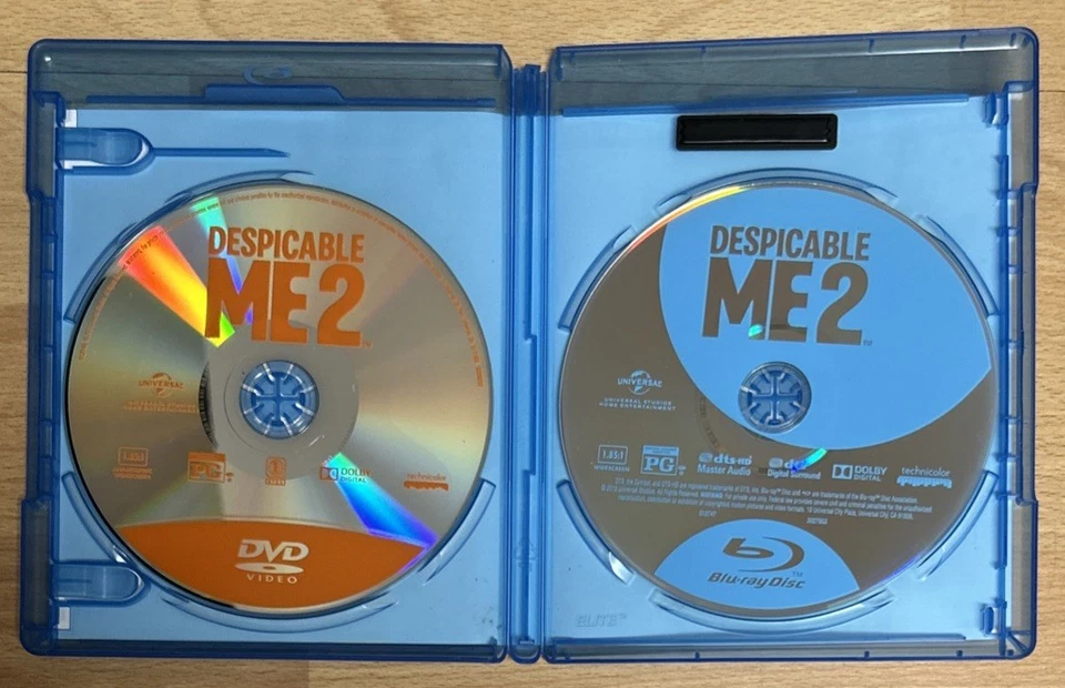 Despicable Me 2 BLU-RAY + DVD (Universal, 2013, Used) - Image 3 of 4