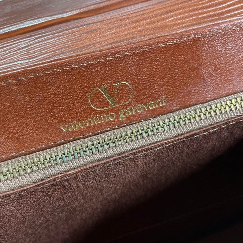 Bolso Cartera Vintage Valentino Garavani Asa Superior Solapa Marrón - Imagen 15 de 19