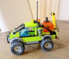 LEGO City: Volcano Exploration Truck 60121 Complete w/ Figs & Box, No Manual