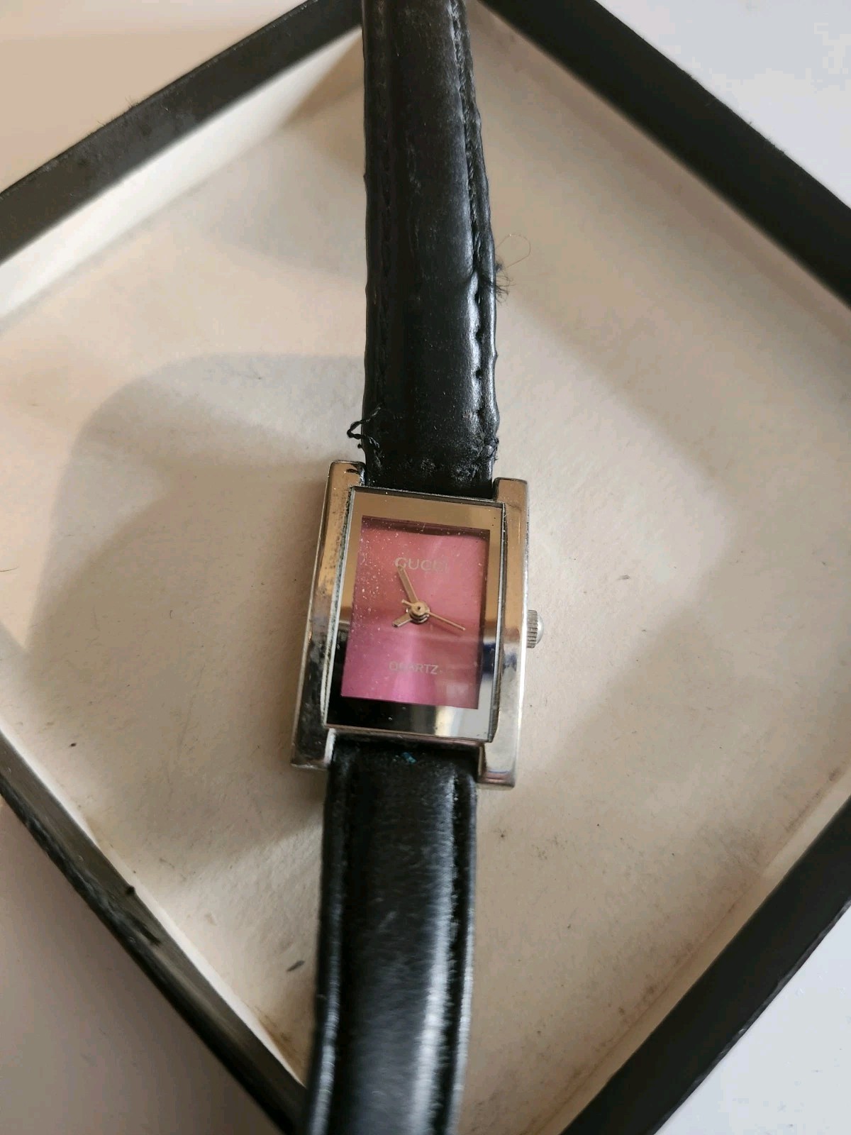 Ladys Vintage Pink Face GUCCI Wrist Watch Unable To Authenticate Good for Parts?
