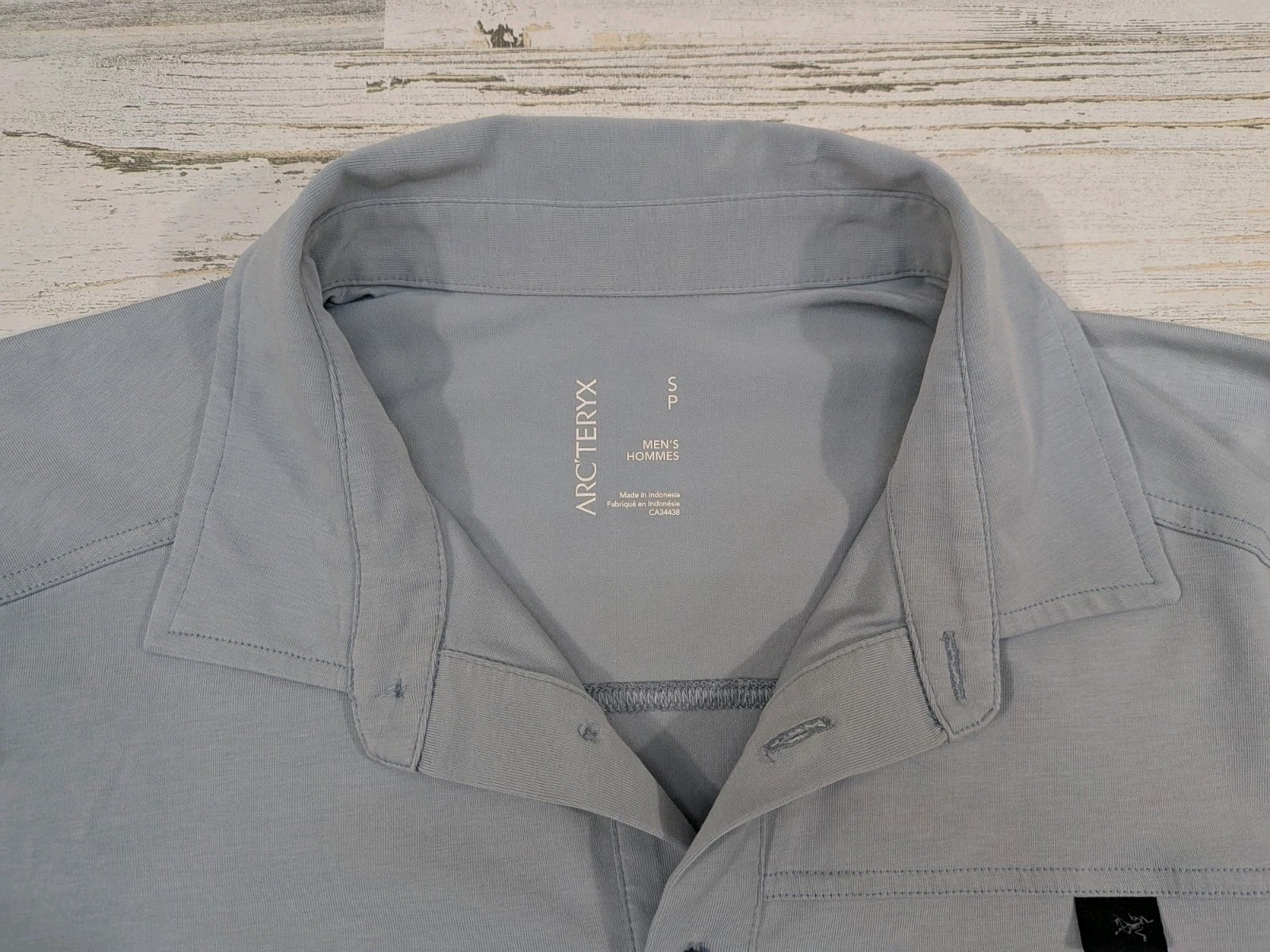 Arcteryx Polo Shirt Mens Small Light Blue Captive Performance Stretch thumbnail 2