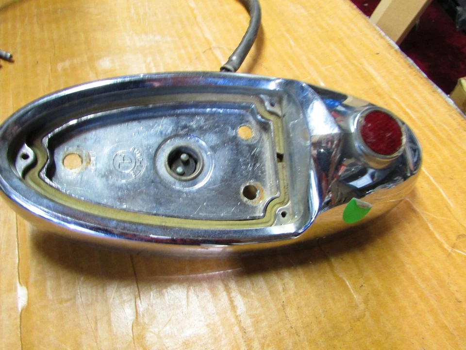 Hudson Nash Ambassador Rambler 1955-1960 luz trasera bisel carcasa pequeña abolladura Foto 2 de 4