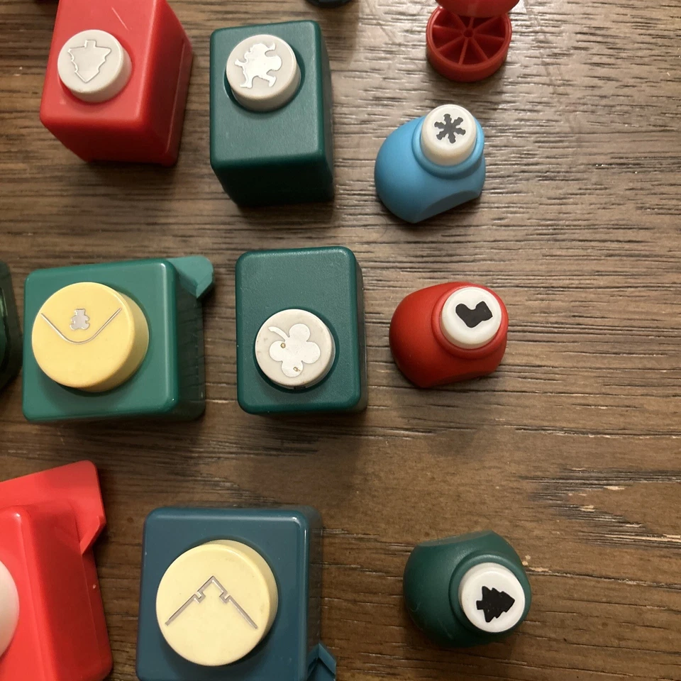 Lote de trabajo de cortadores de forma de papel perforador artesanal, CARLACRAFT. Ver fotos Foto 2 de 4