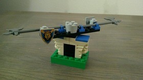 LEGO Castle: Blacksmith Shop (6040) Complete w Minifigures No Instructions