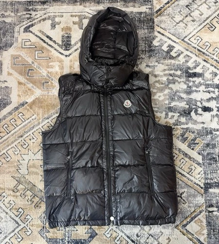 Moncler Bormes Hooded Down Vest Black Size XL/4 - product listing photo
