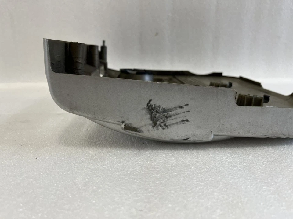 Cubierta del motor Lexus RX330 2004 2005 2006 TRACCIÓN DELANTERA Foto 3 de 4