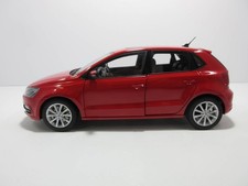 1/18  VOLKSWAGEN Polo Red 452240