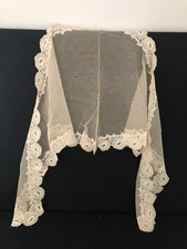 Antique Carrickmacross Lace collar, capelet, or veil. Ivory, 56 x17"