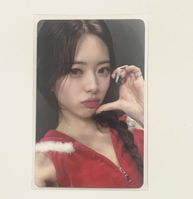 ITZY Cheshire WM5 Special Photocard Christmas Edition WM5 Yuna Official