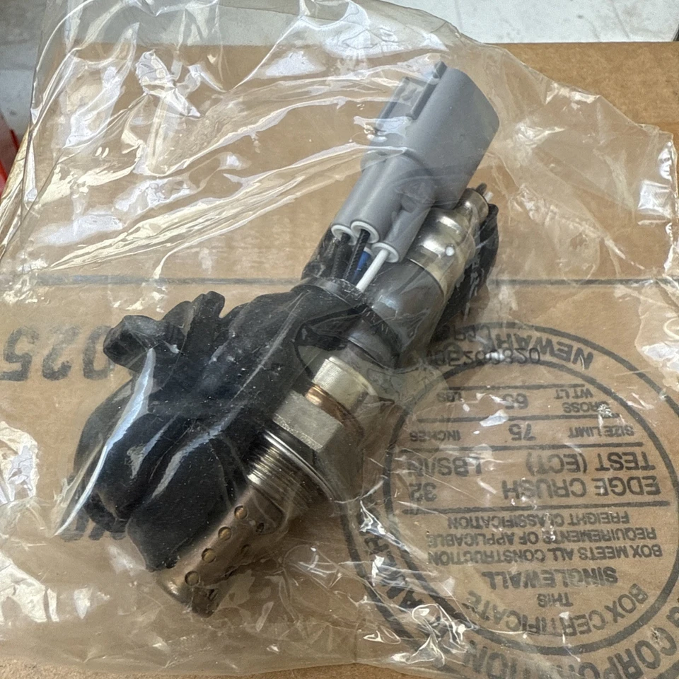 Датчик кислорода Bosch 13588 O2 правая рука пассажира для Toyota RAV4 01-03 - Изображение 3 из 4