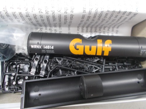 INTERMOUNTAIN ~ GULF OIL CORP. COCHE TANQUE DE 10.000 GALONES # 14614 ~ KIT ~ ESCALA HO | Zustand: New