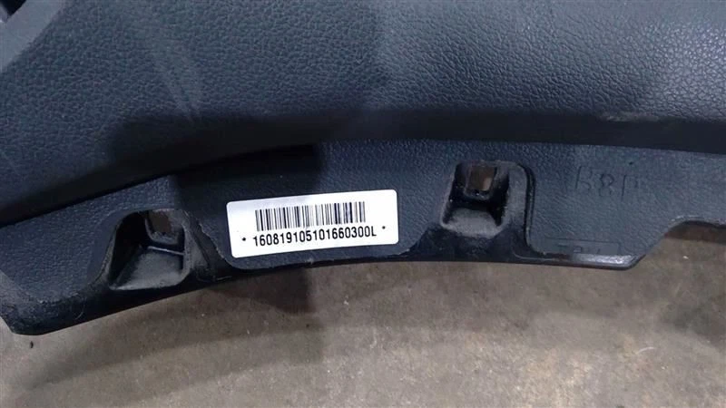 HYUNDAI TUCSON 2016-2018 PANEL DE TABLERO CON ALTAVOZ CENTRAL 84710D3100TRY Foto 2 de 4