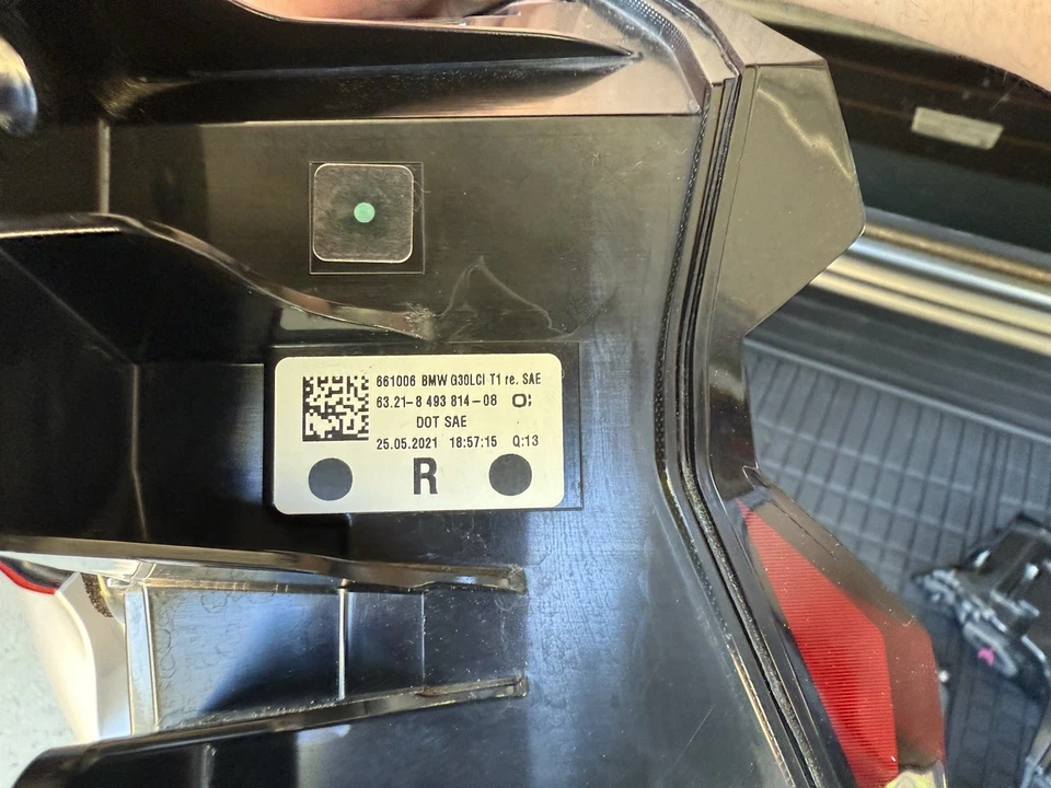 BMW OEM M5 F90 2021 LED Tail Lights Left Right Pair- Smoked- Like New Condition - Image 3 of 4