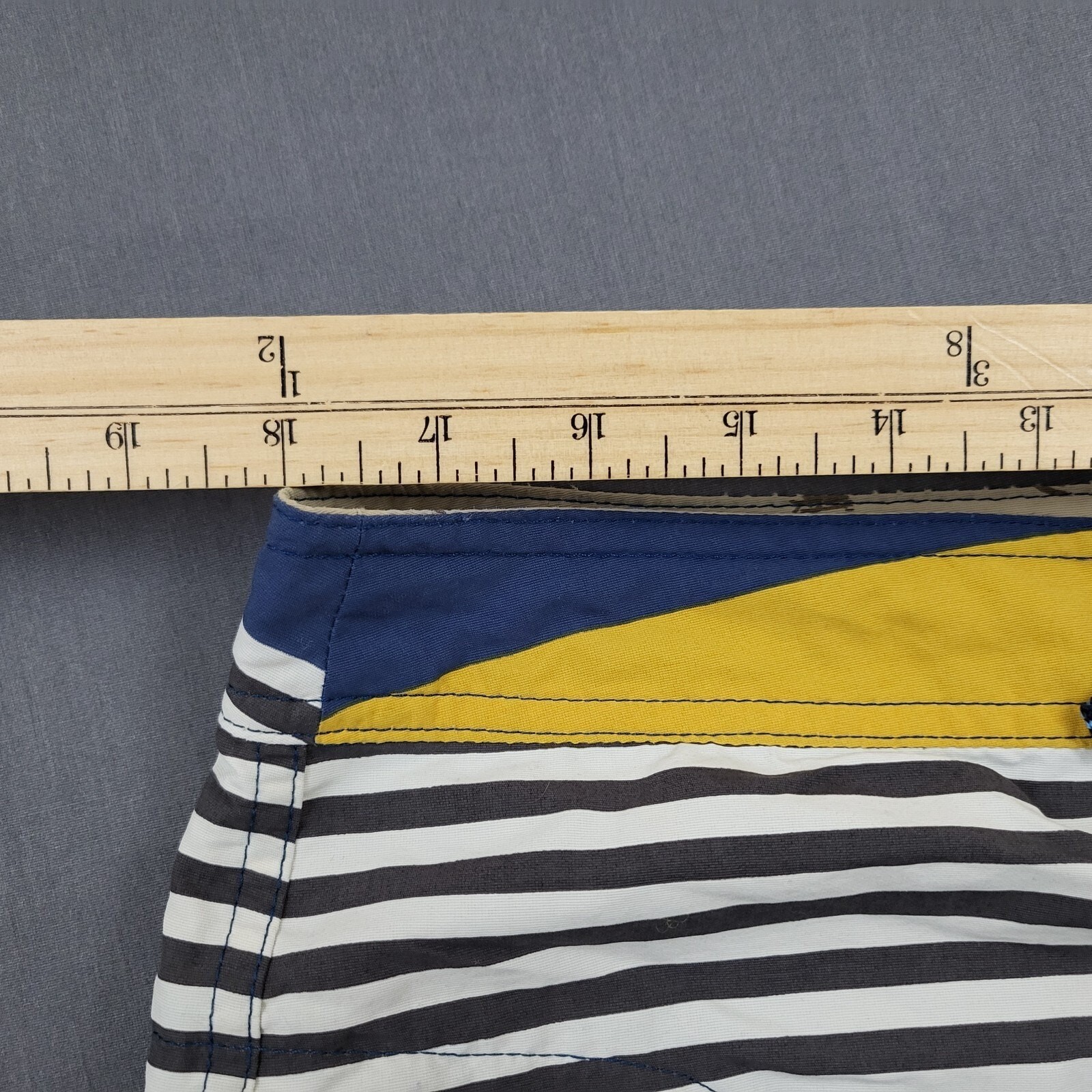 Patagonia Shorts Mens 36 Mid Rise Swim Trunks 8" Inseam Pull On Striped Blue thumbnail 7