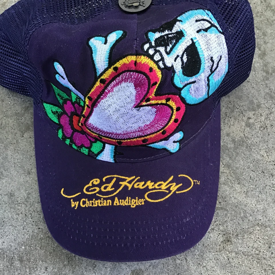 Sombrero de Camionero Ed Hardy De Colección Calavera Corazón Bordado Y2K Christian Audigier Foto 3 de 4