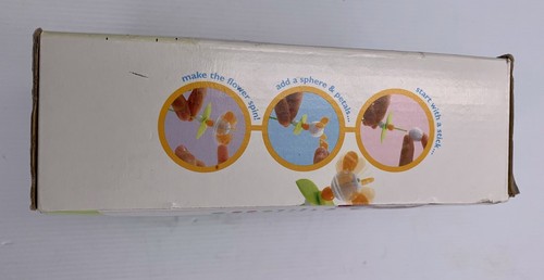 FLORADONIA 109 Rebuildable Pieces Play & Display Garden Base Ello Ideas/Create - Picture 6 of 11