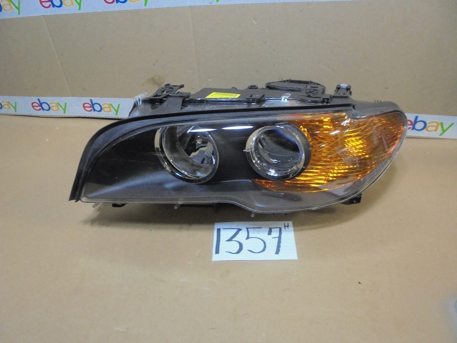 04 - 06 BMW 325ci DRIVER Side Headlight Used front Lamp #1357