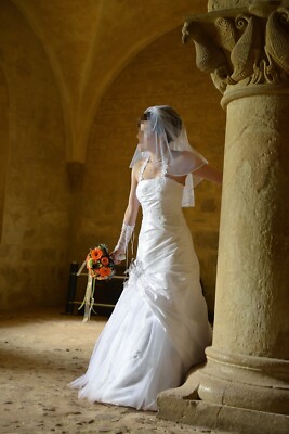 Sehr schönes und hochwertiges Hochzeitskleid mit allen Accessoires (von Agnes)