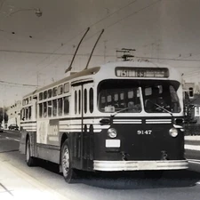Trackless Trolley Bus Toronto Transit Commission TTC #9147 Route 89 Weston Photo