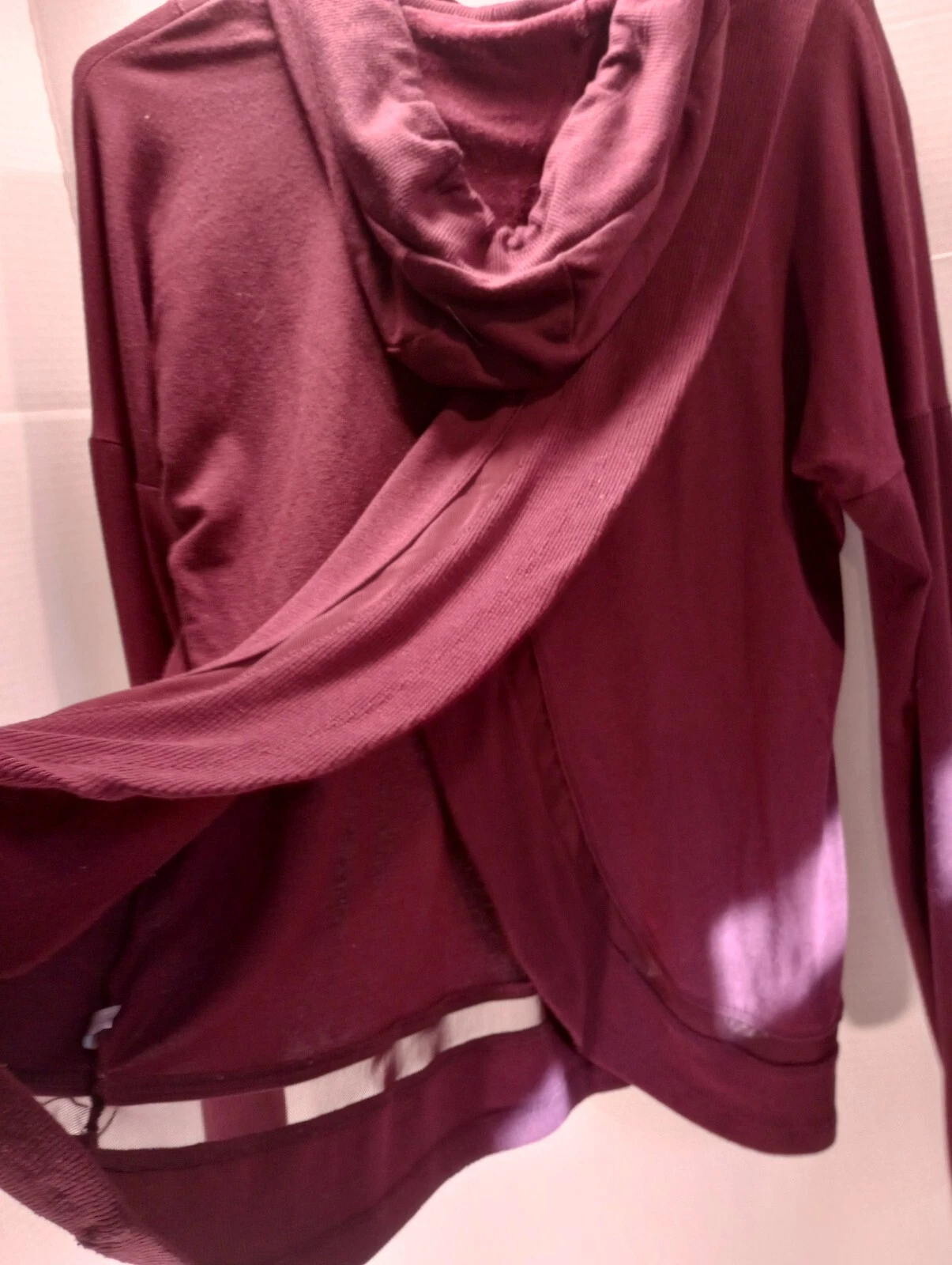 yogalicious flap back mesh accents hoodie