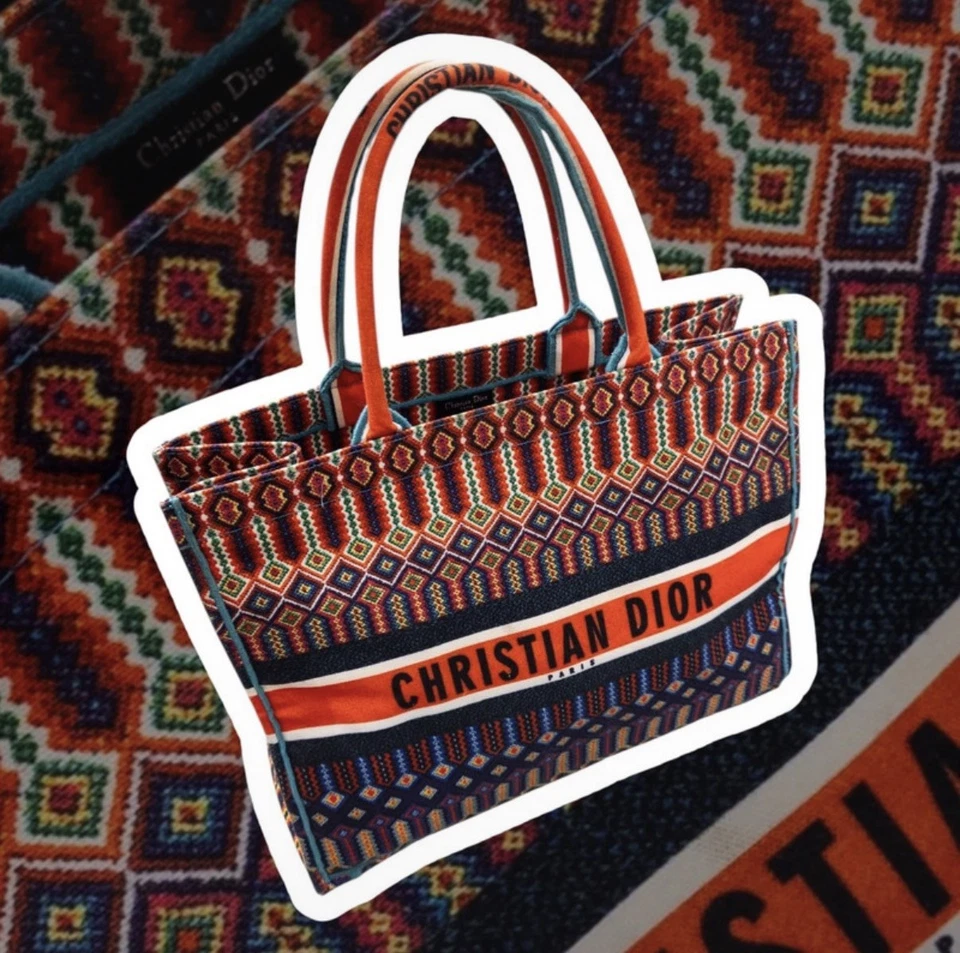 Dior Book Tote, foto 1 di 5