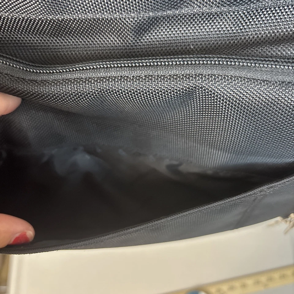 Targus 14" Laptop Bag Corporate Traveler Checkpoint Friendly Topload 信使服务 — 第 4/4 张图片