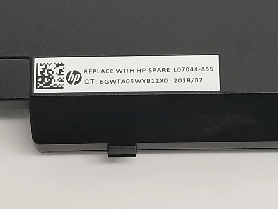 HP L07044-855 8310mAh 6 Cell Laptop Battery for ZBook 17 G5 - Image 3 of 3