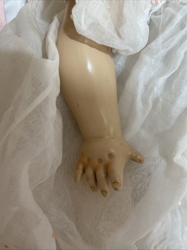 EIH “Dimples” Compo Baby doll - Picture 3 of 16