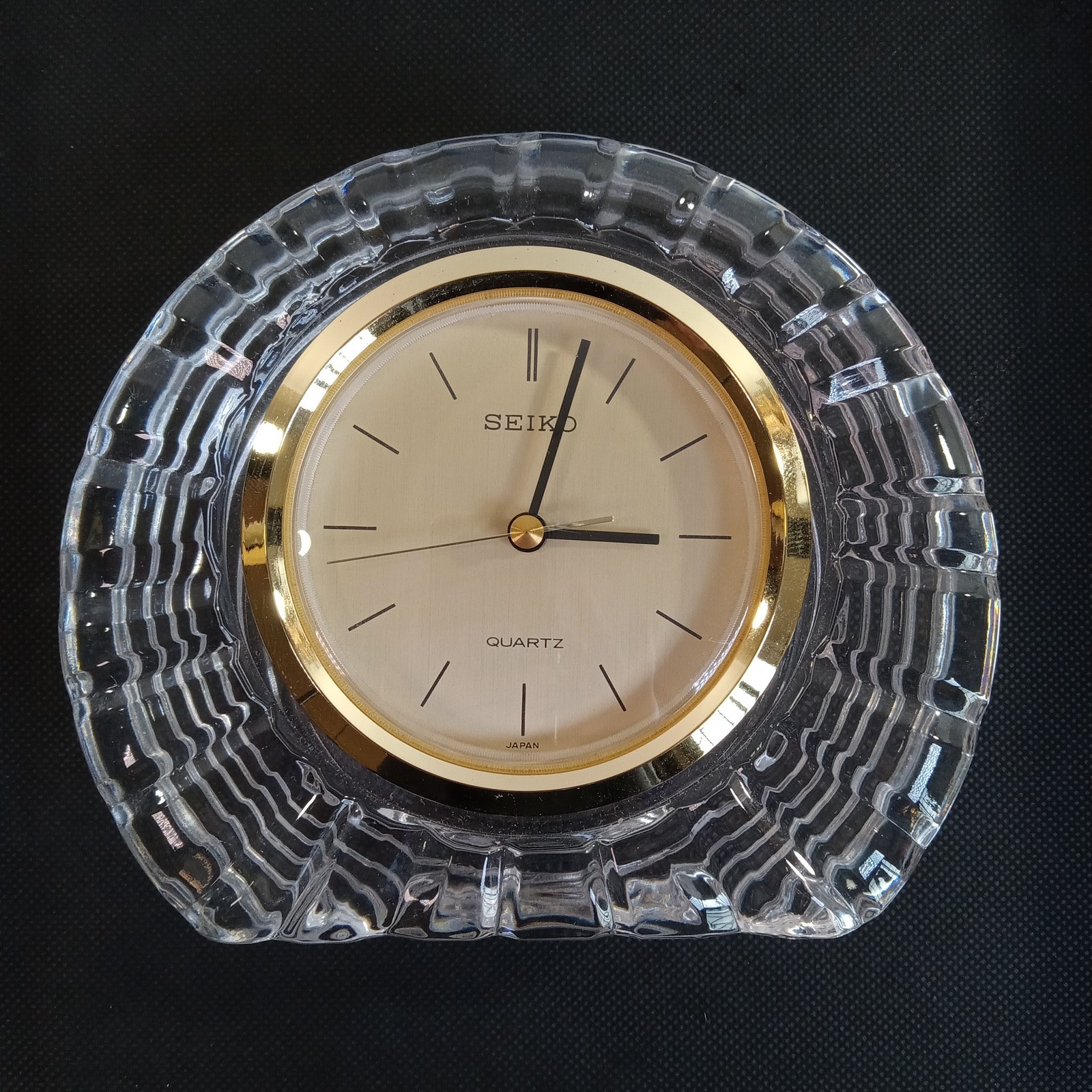 Vintage Seiko Quartz Crystal Desk Mantel Shelf Clock Gold Tone Bezel Japan WORKS