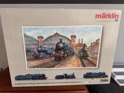 31)) Märklin 31806 Dampflokomotiven der K.Bay.Sts.B. mit Vitrine unbespielt NEU | Zustand: Neu
