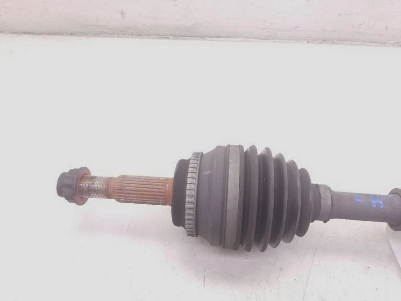 05-10 SCION TC TRACCIÓN DELANTERA EN EL LADO DEL CONDUCTOR EJE DELANTERO MONTAJE  Foto 2 de 4